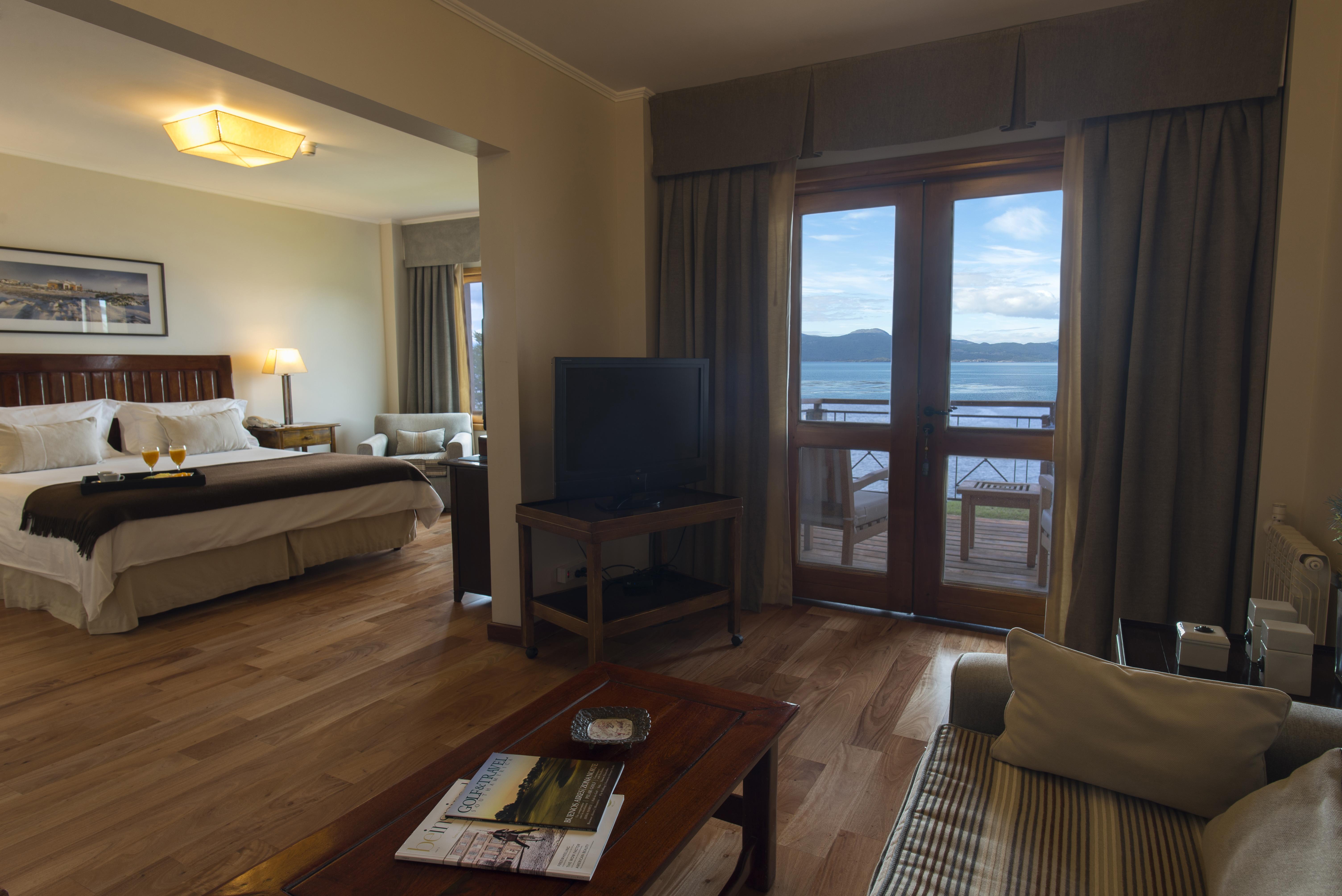 Los Cauquenes Resort + Spa + Experiences Ushuaia Esterno foto